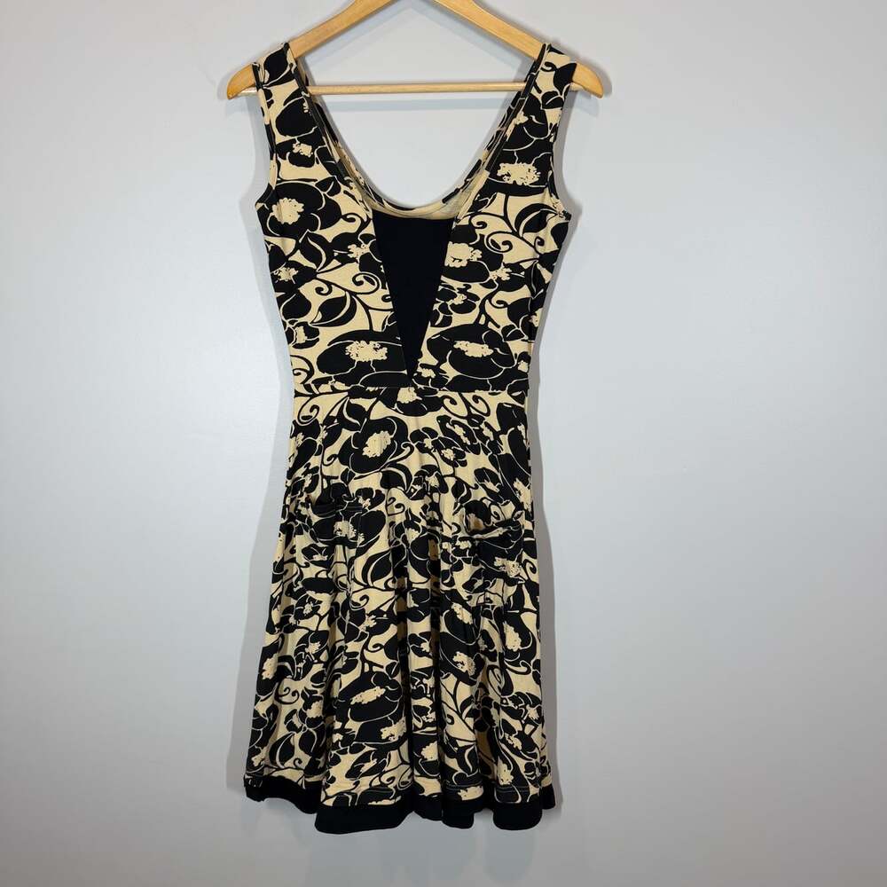 Effie's Heart Dress Floral Mini Swing Dress Tank Size Small Stretchy